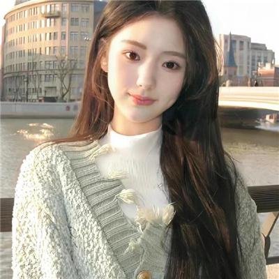 寻找薇薇安·迈尔 封面